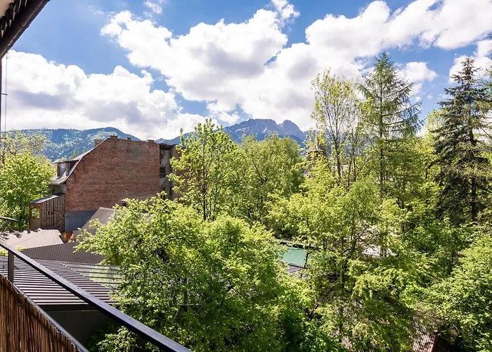 Ethnica & Gallery Ζακοπάνε